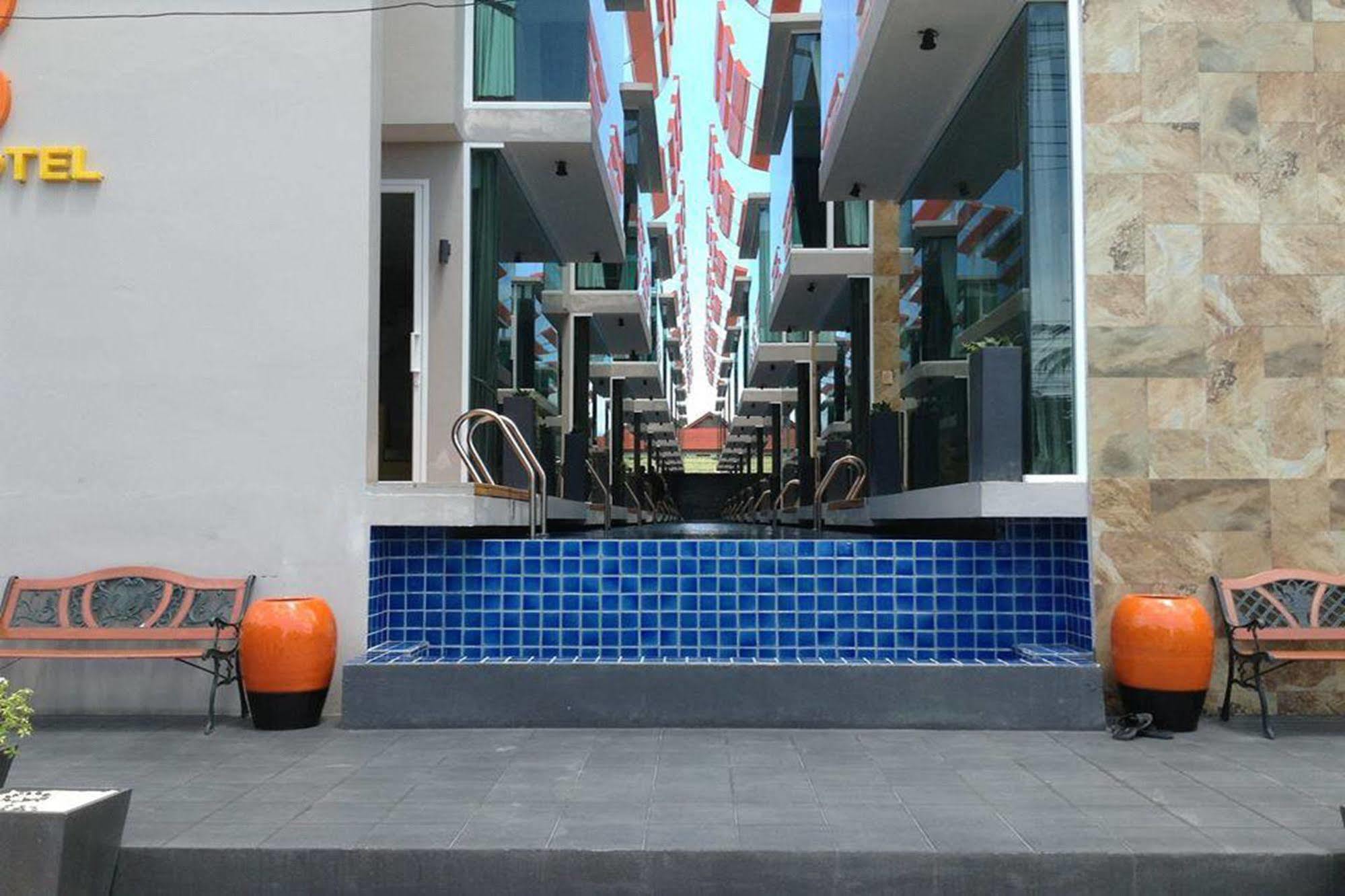 P10 Samui Hotel Bang Rak Beach  Buitenkant foto